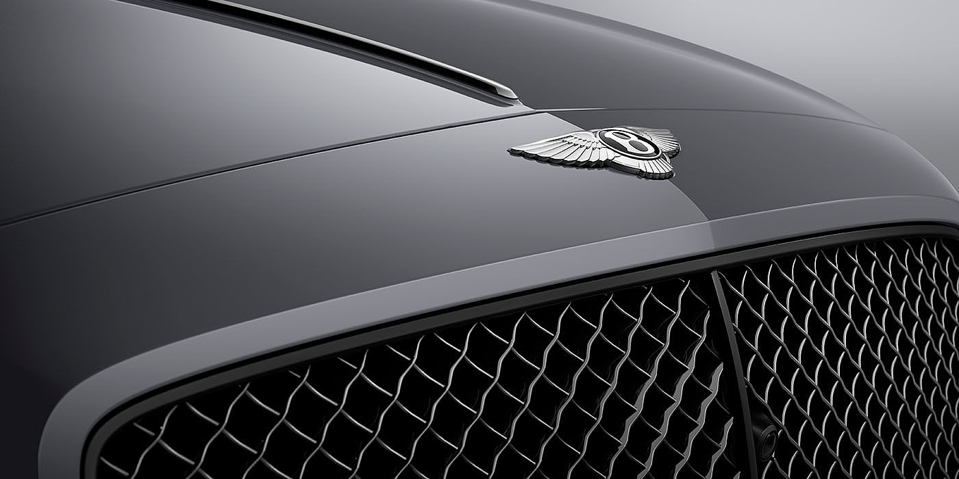 宾利无锡 Bentley Flying Spur S Cambrian Grey colour, featuring Bentley insignia and assertive matrix front grillle