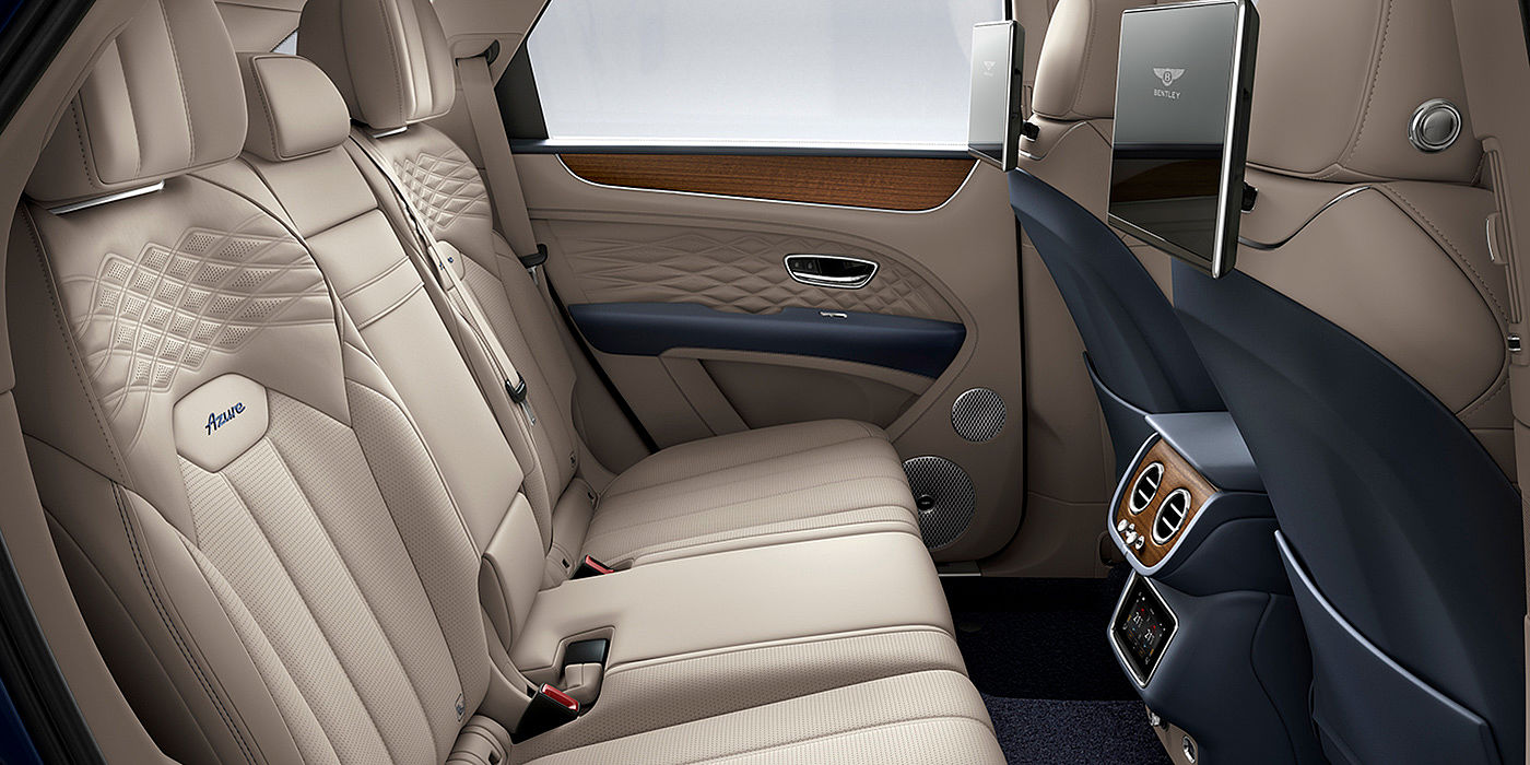 宾利无锡 Bentey Bentayga Azure interior view for rear passengers with Portland hide and Rear Seat Entertainment. 
